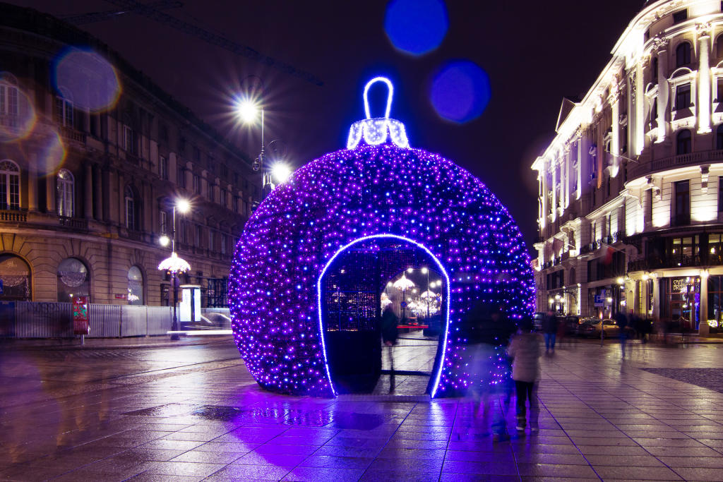Warszawa: świąteczny wystrój miasta